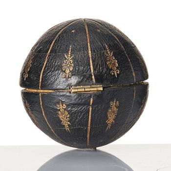 A German 2 ½-inch pocket globe with case by Johann Baptist Homann, Nuremberg, circa 1710.