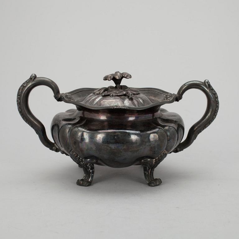 SOCKERSKÅL, silver, S:t Petersburg, Ryssland, mästarstämpel A.W.R, 1800-talets slut. Vikt 528,9 g.