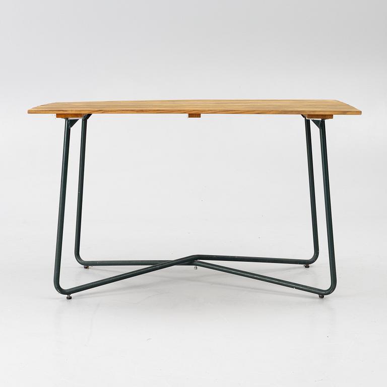 A five piece garden suite, Grythyttan, 2000s.