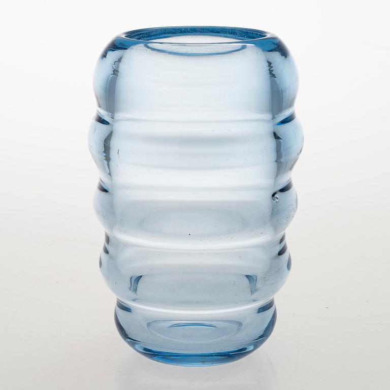 RUNAR ENGBLOM, a 1930's vase signed Riihimäen Lasi, Runar Engblom.
