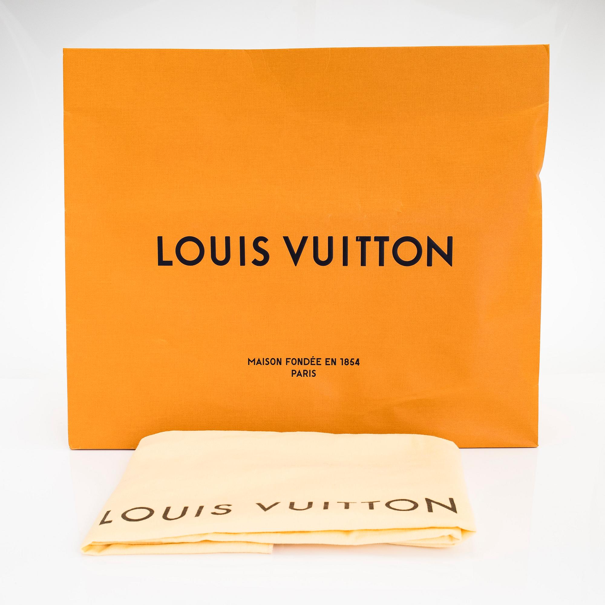 Louis Vuitton, A Damier azur "Neverfull MM" bag, 2012.