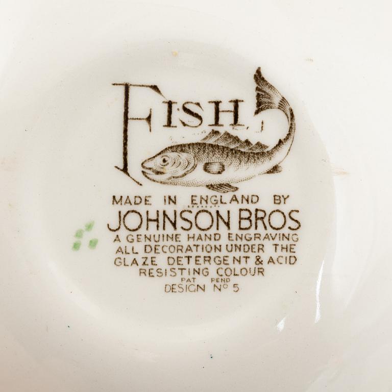 A 14-piece "Fish" service, Johnson Bros, England.