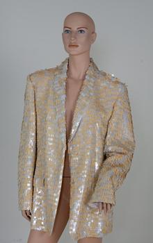 KAVAJ, Gianni Versace. Proveniens: Festkonsult Gert Tornberg. Säljes till förmån för Röda Korset.