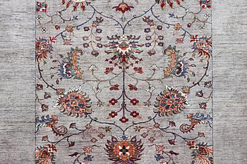 Carpet, Ziegler Ariana, ca 295 x 205 cm.