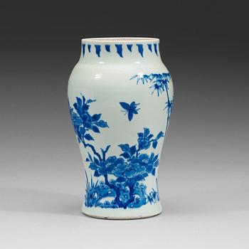 322. A blue and white Transitional vase, 17th Century.