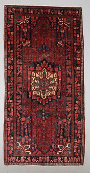 MATTA, Bidjar, ca 285 x 148 cm.
