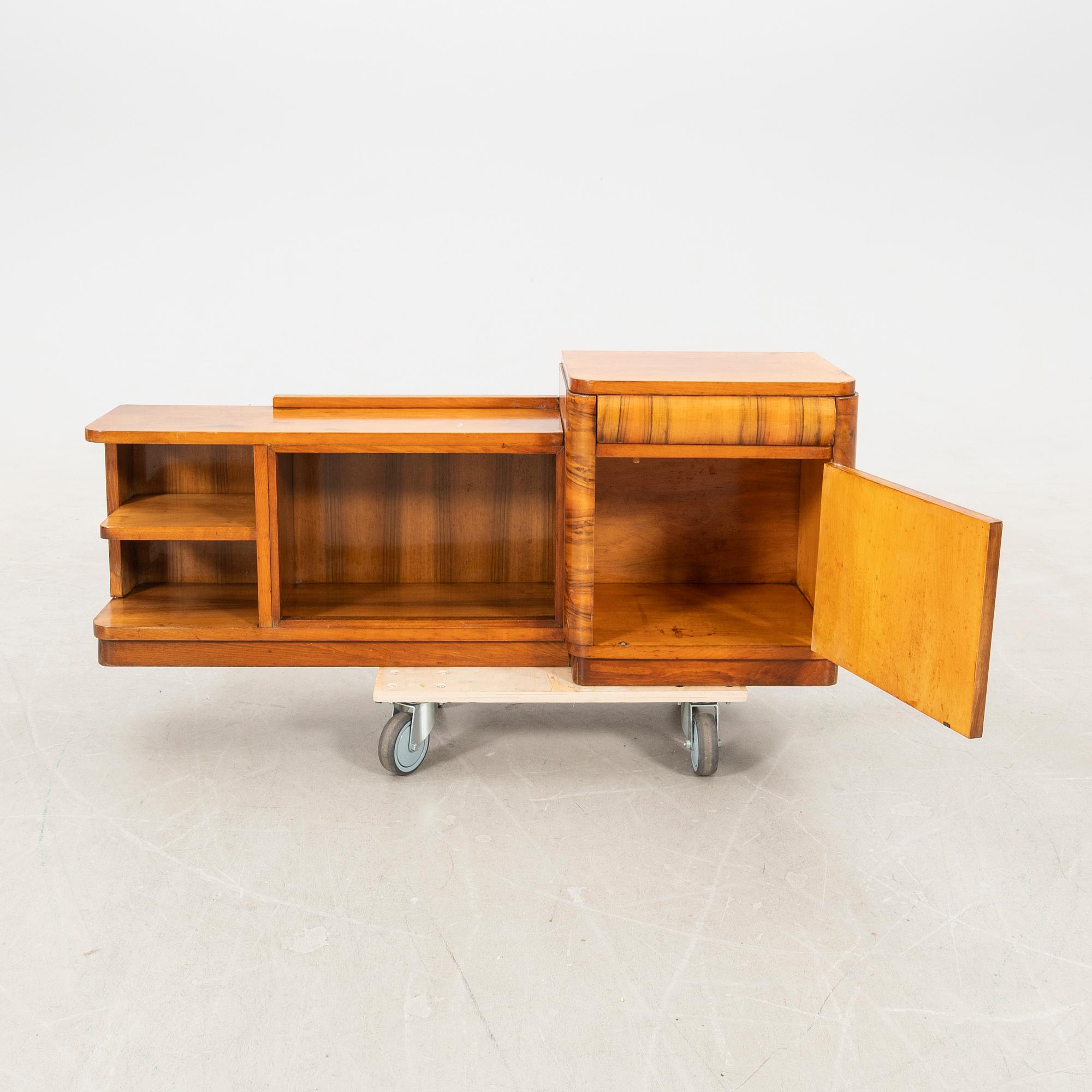 Sideboard Art Deco 1900-talets första hälft.