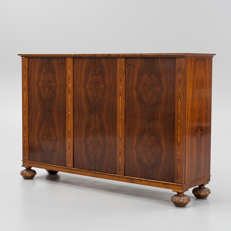 A Swedish Grace cabinet, 1920's/30's.