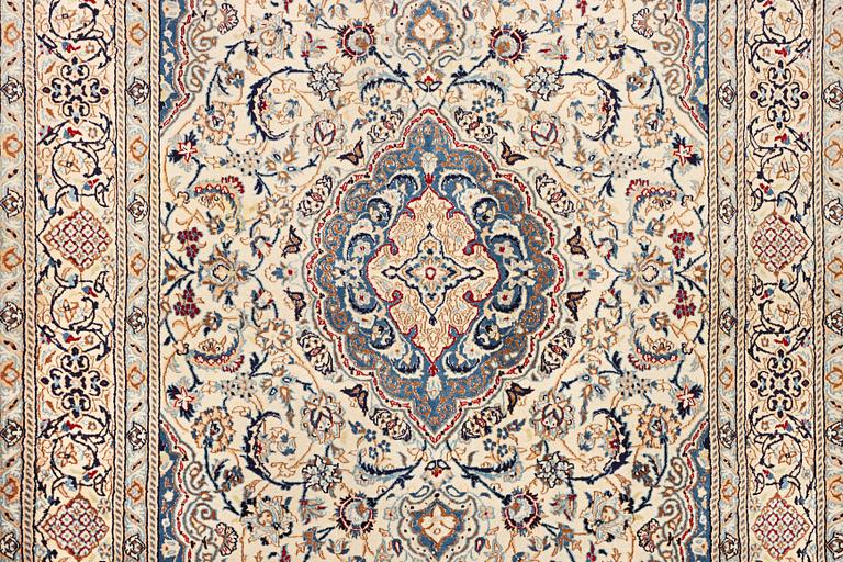A part silk Nain carpet,  9 LA, a. 300 x 195 cm.