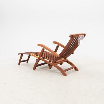 A wooden deck chair late 20thcentury/21st cenntury.