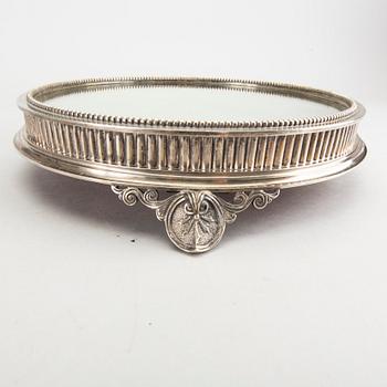 Spegelplatå omkring 1900 nysilver.