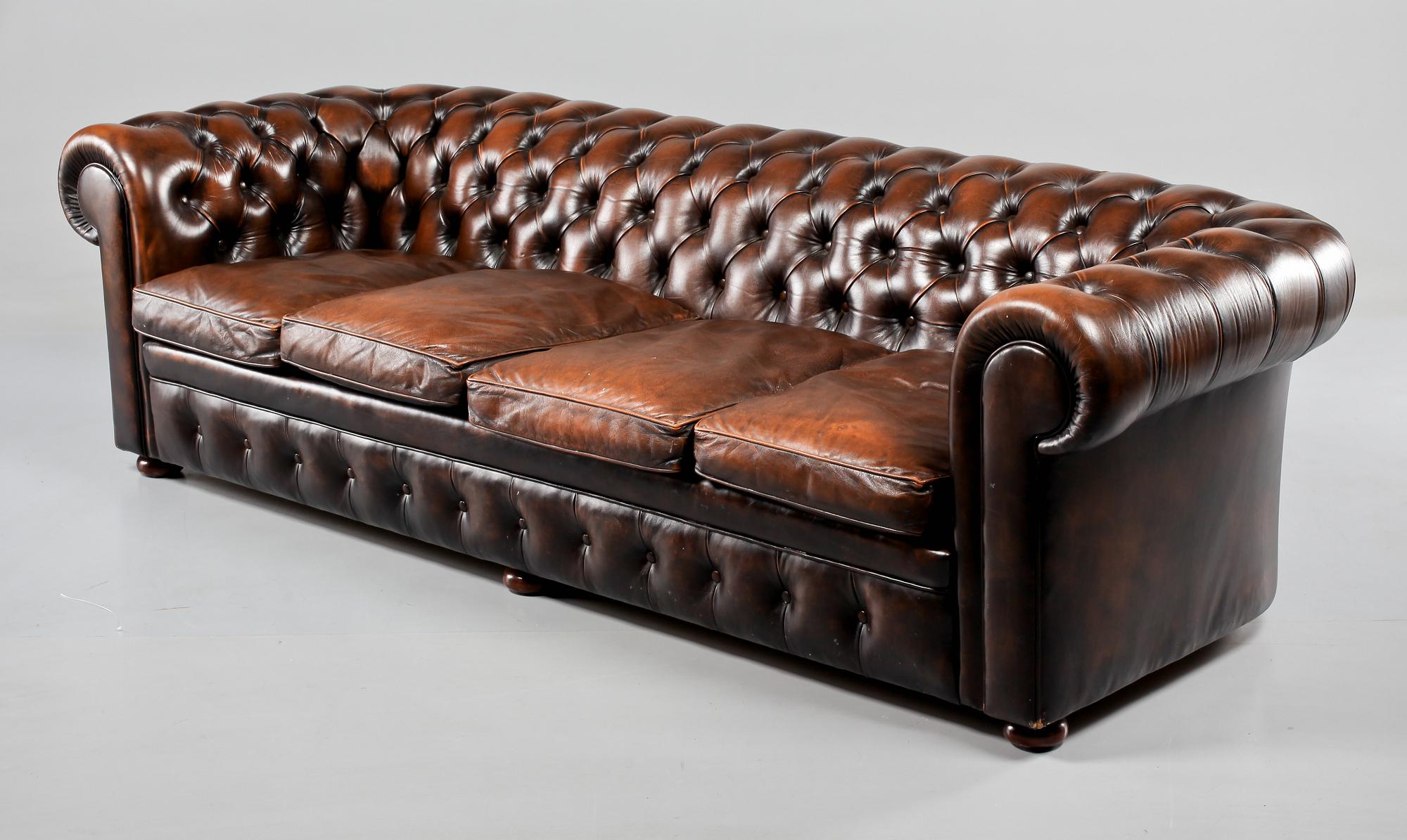 SOFFA, Chesterfieldmodell, 1900-talets andra hälft.