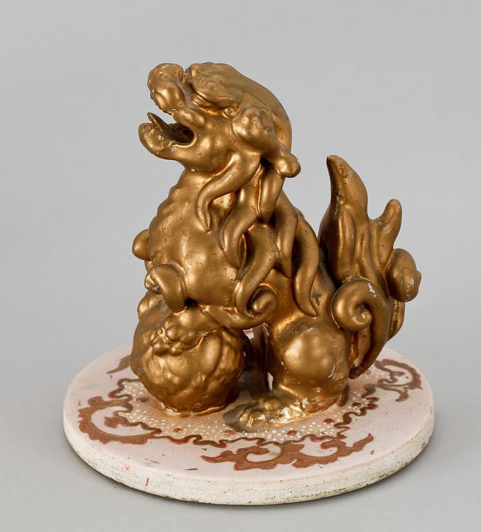 URNA MED LOCK, flintgods, Satsuma, Japan. Tidigt 1900-tal.