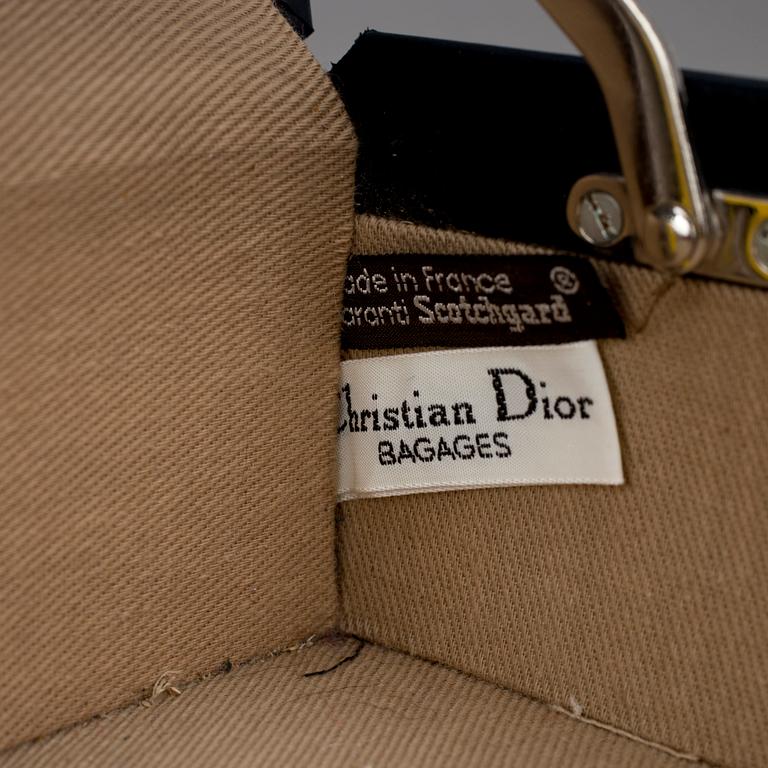 CHRISTIAN DIOR, portfölj.