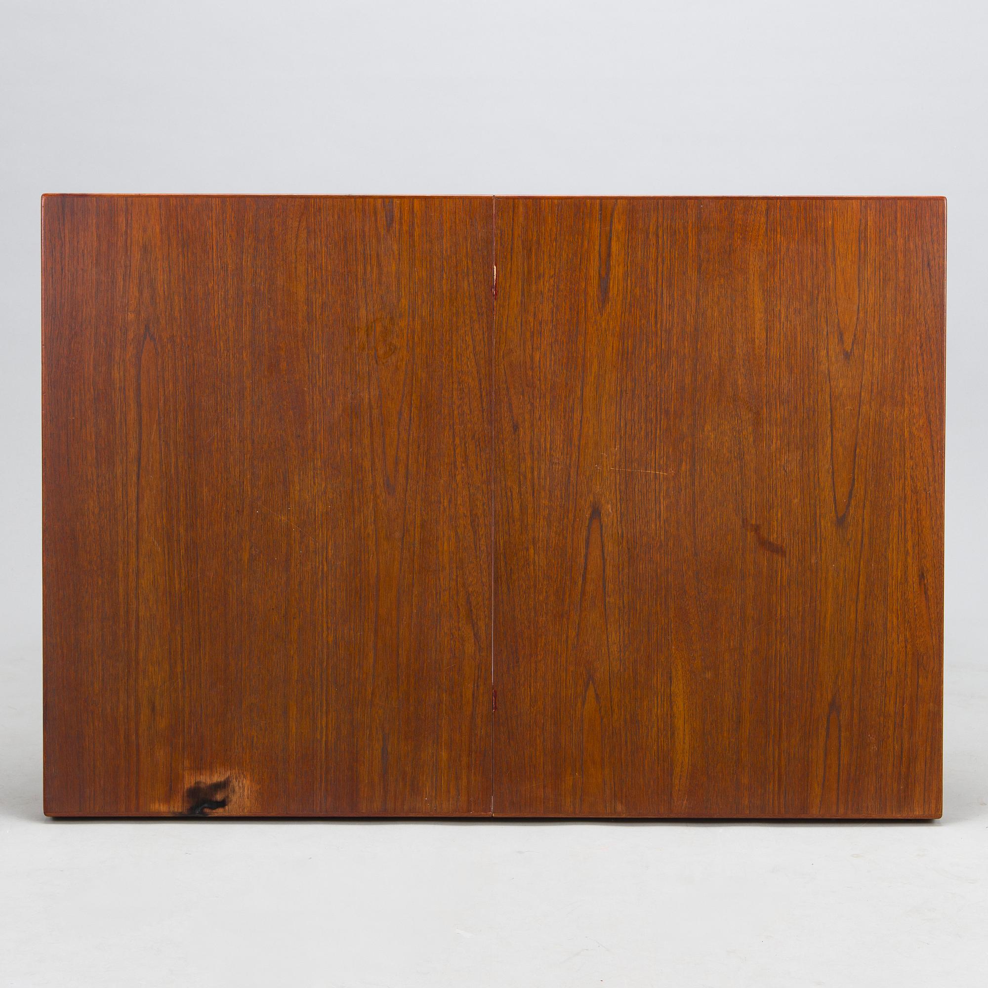 Alvar Aalto, matbord, modell 92, O.Y. Huonekalu- ja Rakennustyötehdas A.B. 1960-tal.