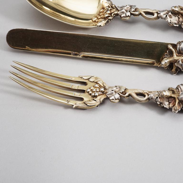 A set of three Russian 19th century parcel-gilt and jasper travel-cutlery, mark of Sasikow, Moscow 1847.