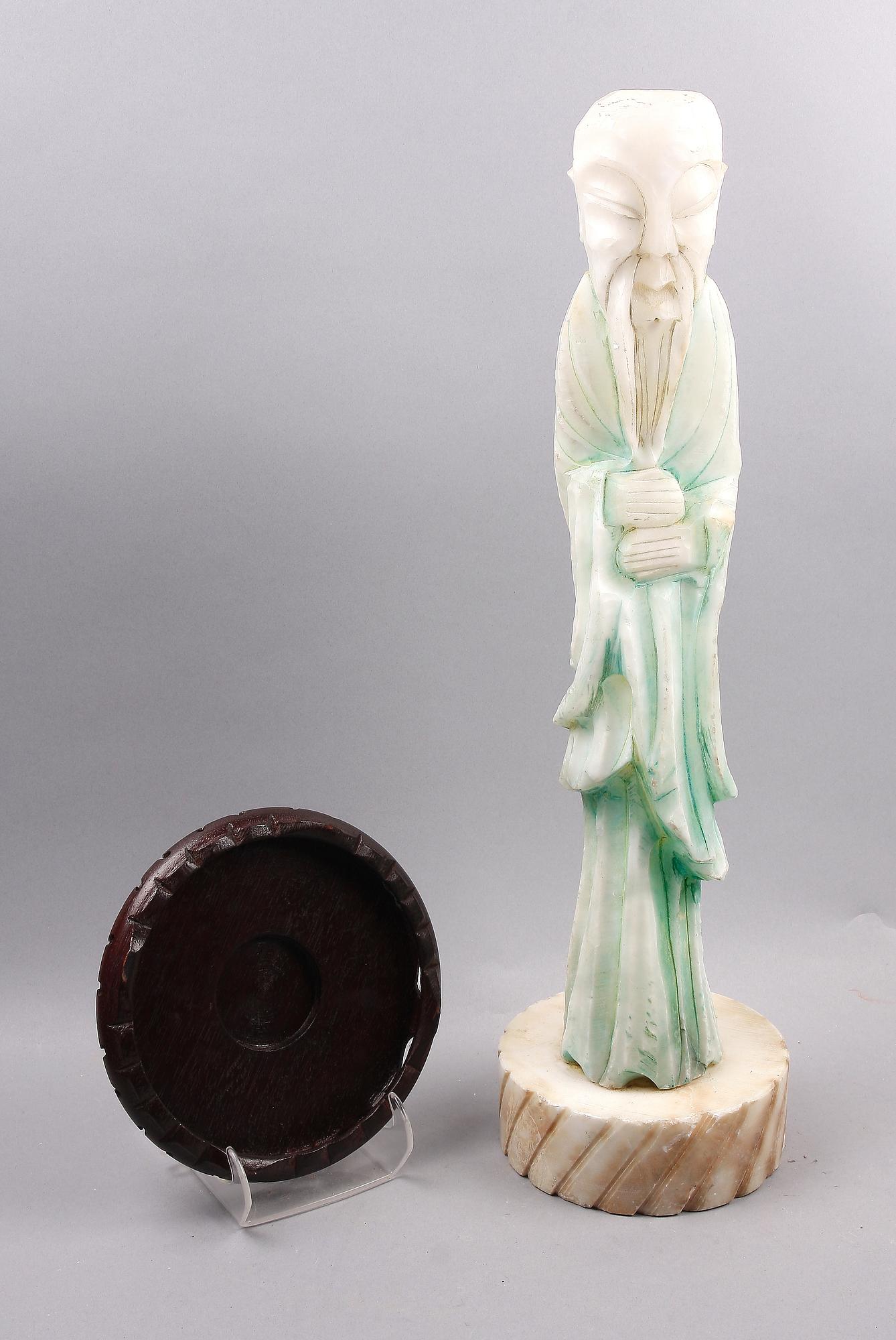STATYETT, soapstone, Kina, 1900-tal.