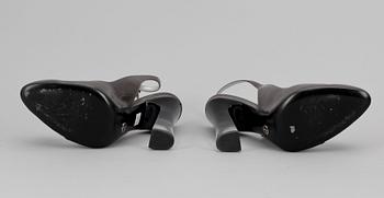 SKOR, 2 par, Giorgio Armani samt Emporio Armani.