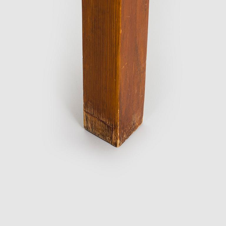 Margaret T. Nordman, kaappi, / Hanne Autere reliefi, Oy Stockmann Ab, Keravan Puusepäntehdas, 1930-luku.