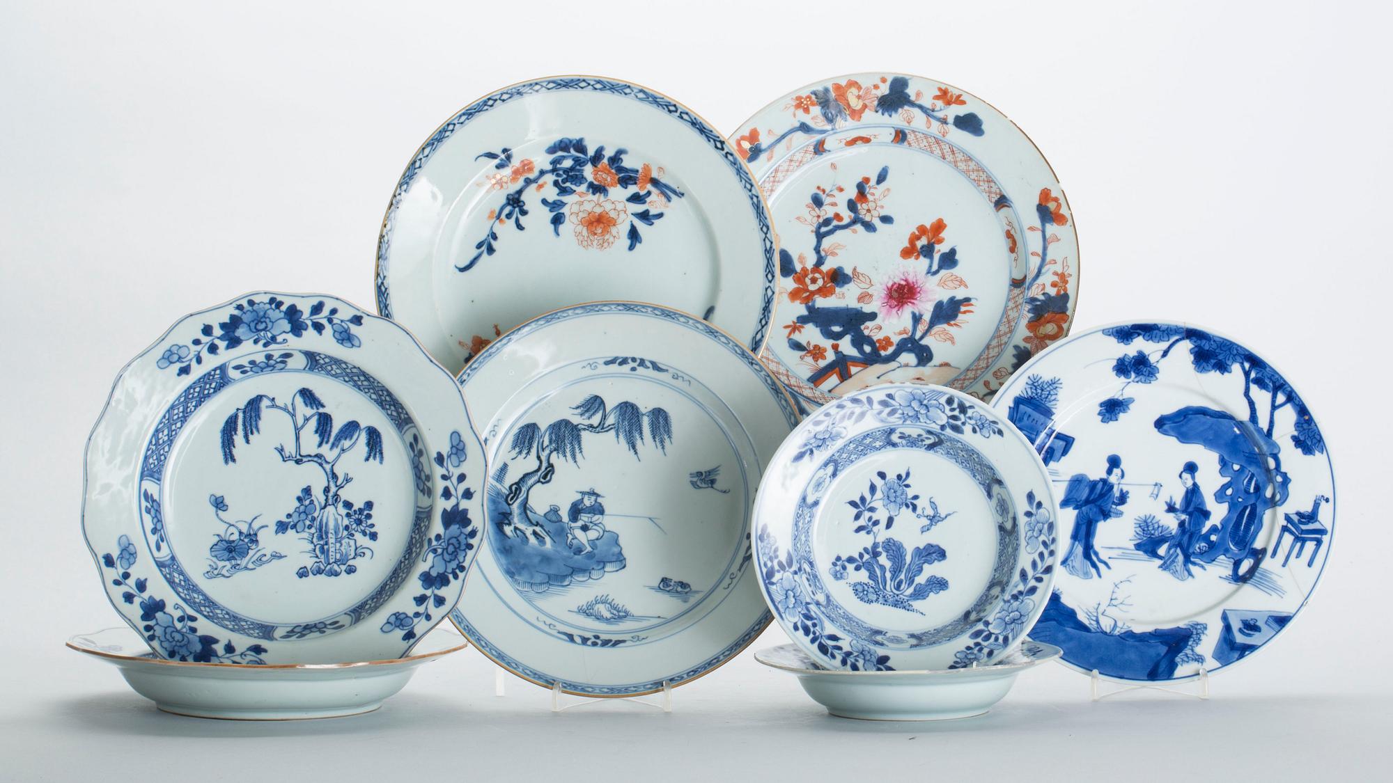 TALLRIKAR, 8 stycken, Kangxi samt Qianlong.
