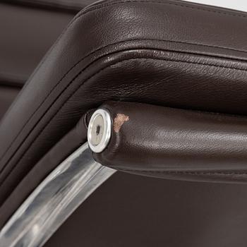 Charles & Ray Eames, kontorsstol, "Soft Pad Chair EA 219, high backrest", Hermen Miller, 2000-tal.