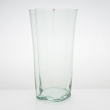 Alvar Aalto, maljakko, signeerattu Alvar Aalto 100 1998 Iittala 268/1998.
