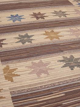 MATTA. "Höstmattan" - tidig variant. Rölakan. 303,5 x 200 cm. Signerad MMF.