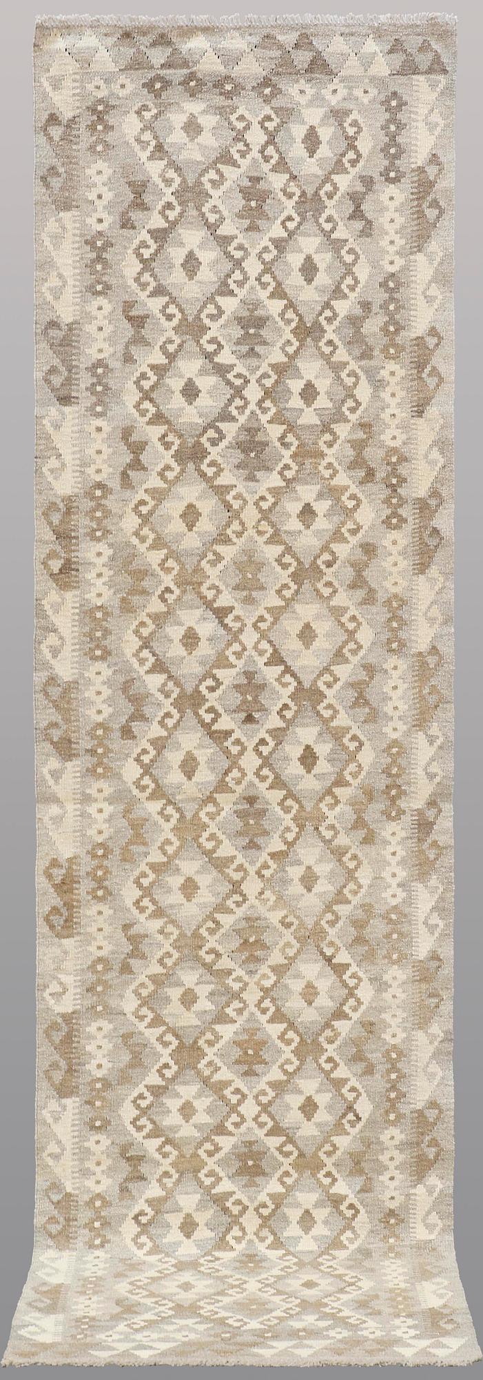 A RUNNER, Kelim, ca 293 x 81 cm.