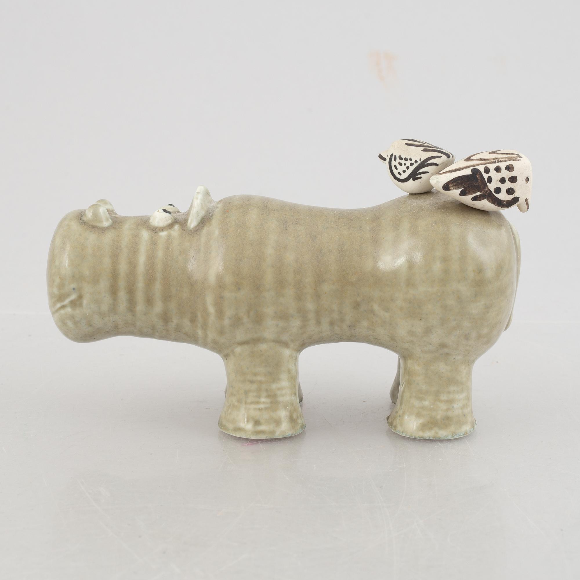 Lisa Larson, figurin, stengods, "Flodhäst med fåglar", Gustavsberg 1966-1970.