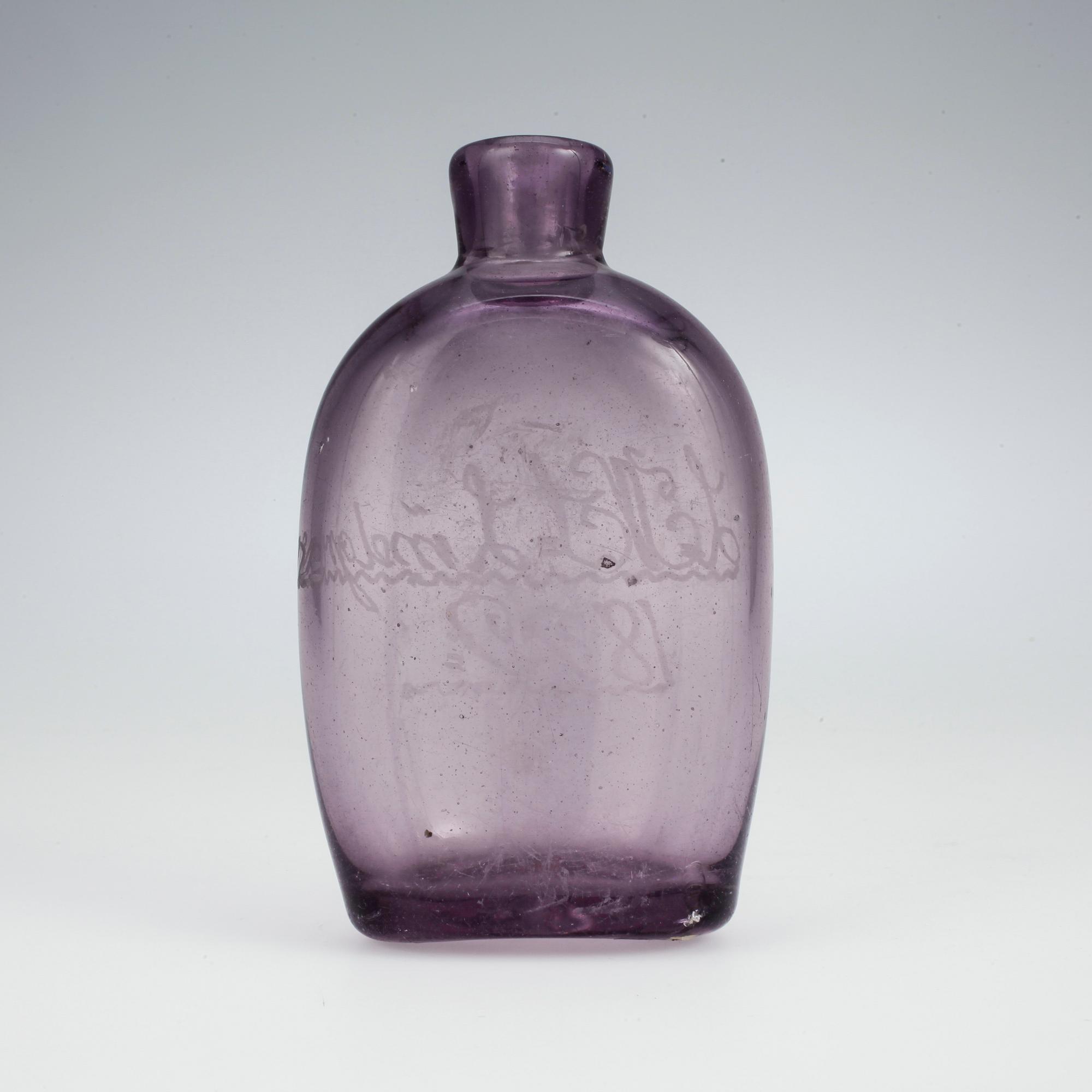 FLASKA, glas, daterad 1829.
