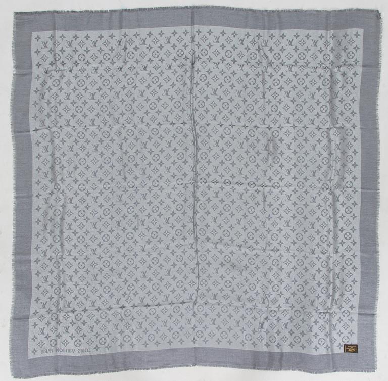 Louis Vuitton, a shawl, "Monogram Shine Shawl".