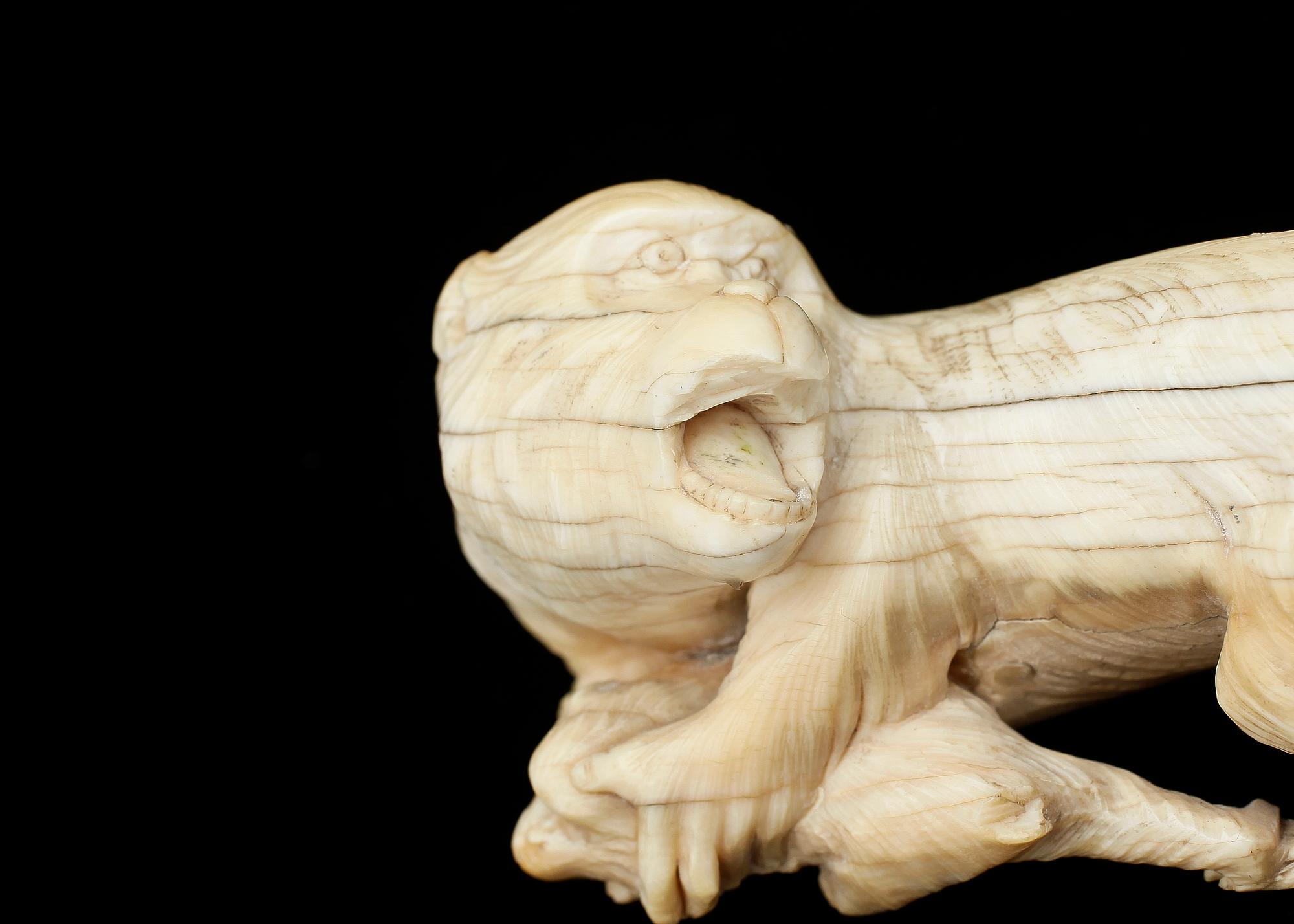 FIGURIN, elfeben, Japan 1700/1800-tal.