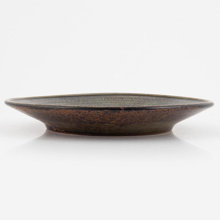Stig Lindberg, a stoneware dish, Gustavsberg Studio, Sweden.