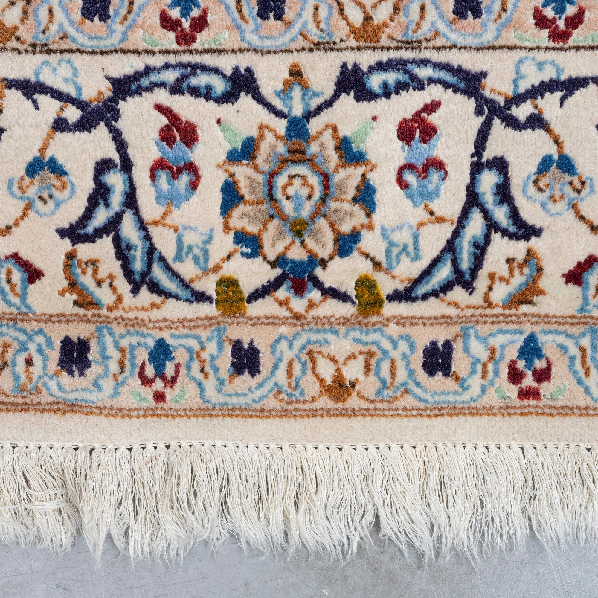 A CARPET, Nain, part silk, ca 258,5 x 165 cm.