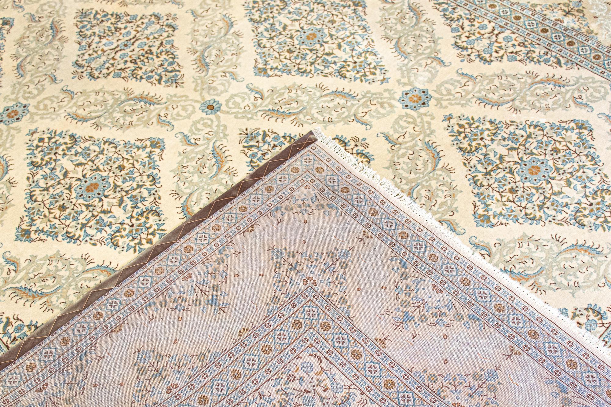 MATTA, Keshan, ca 268 x 348 cm.