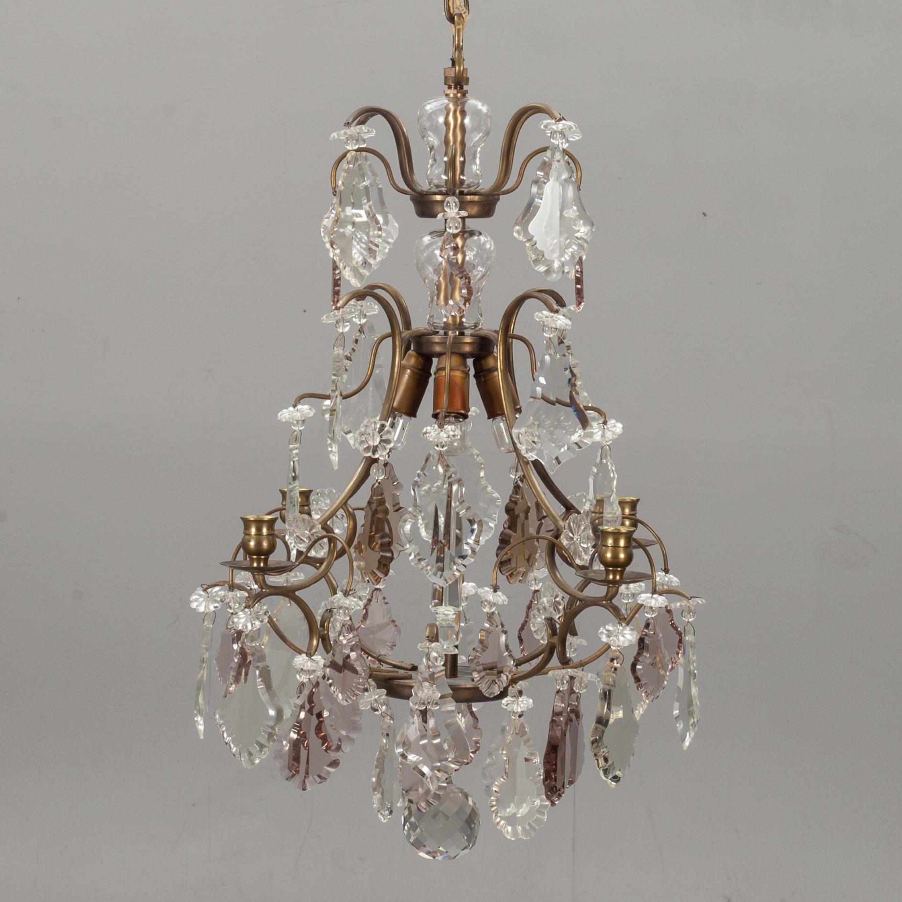 LJUSKRONA, rokokostil, 1900-talets andra hälft. Höjd 64 cm.