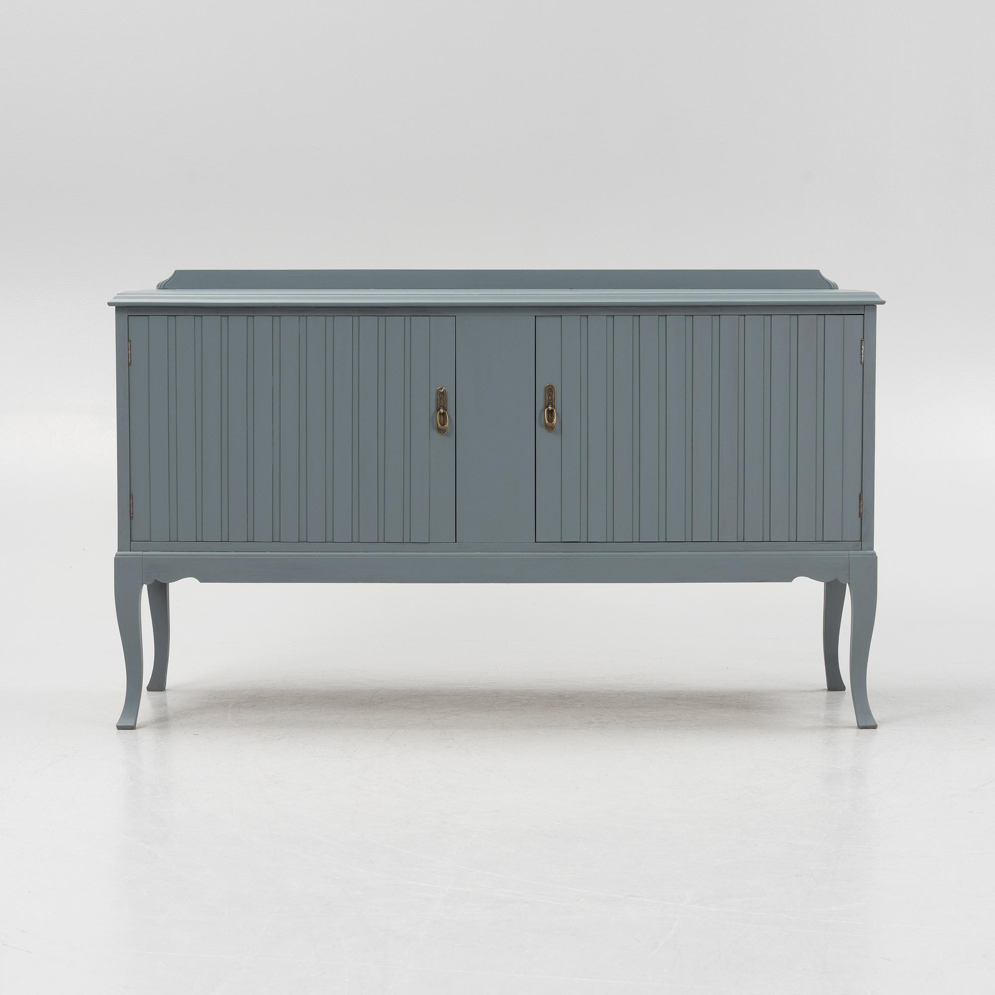 Sideboard, 1900-talets mitt.