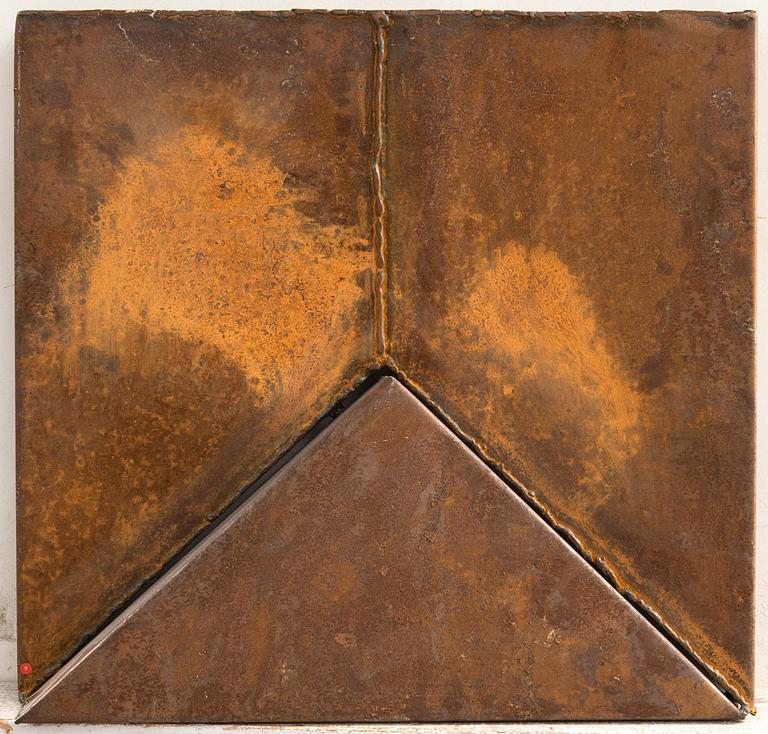 Lars G Jönsson, väggrelief, "IV".