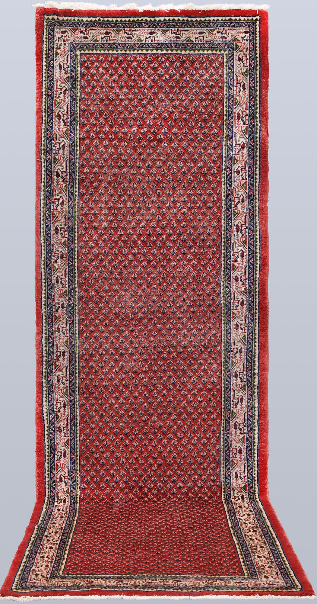 Gallery carpet, Saruk mir, 335 x 106 cm.