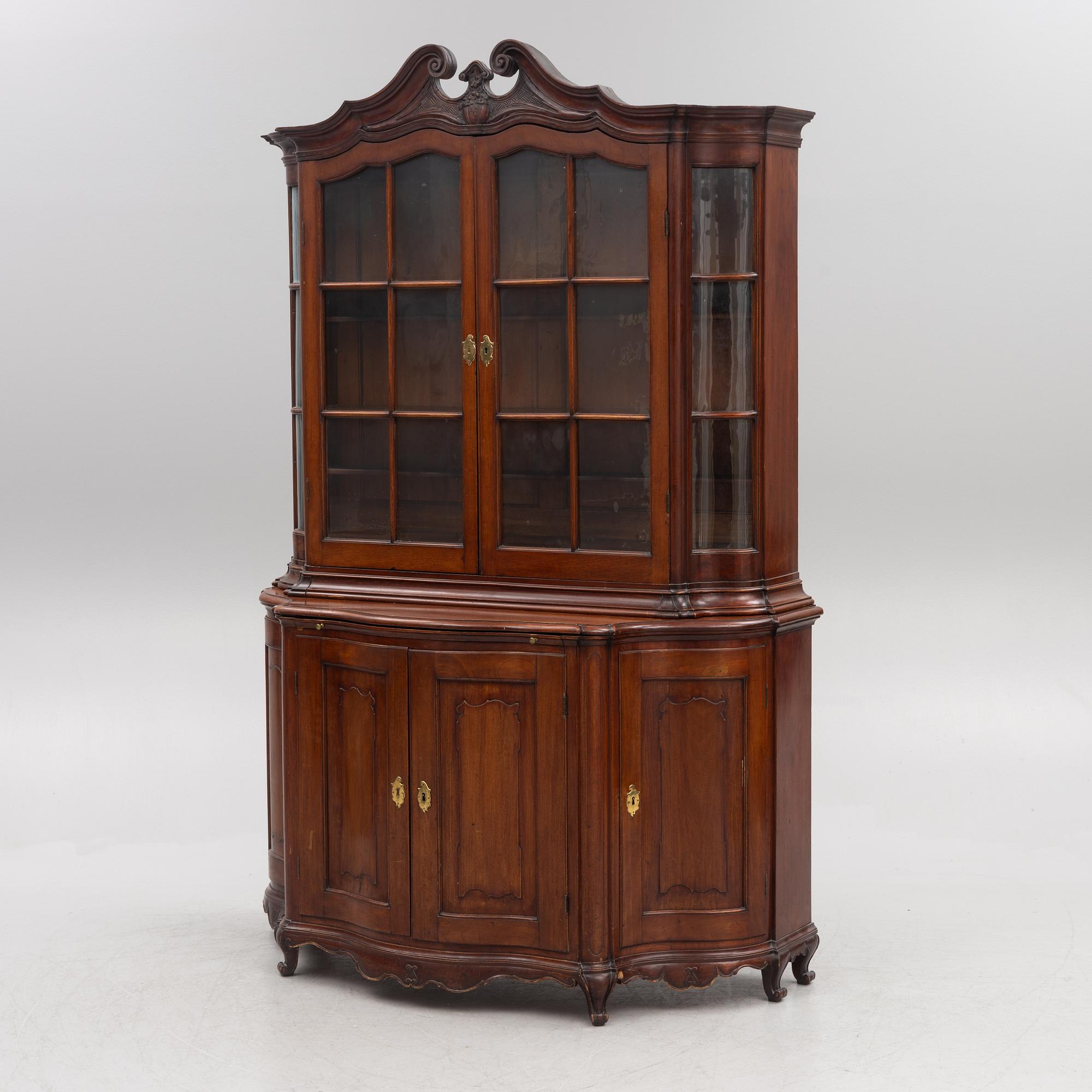A Rococo display cabinet, second half of the 18th century.