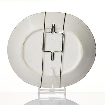 Birger Kaipiainen, a decorative ceramic dish, Arabia, Finland, 1970s.