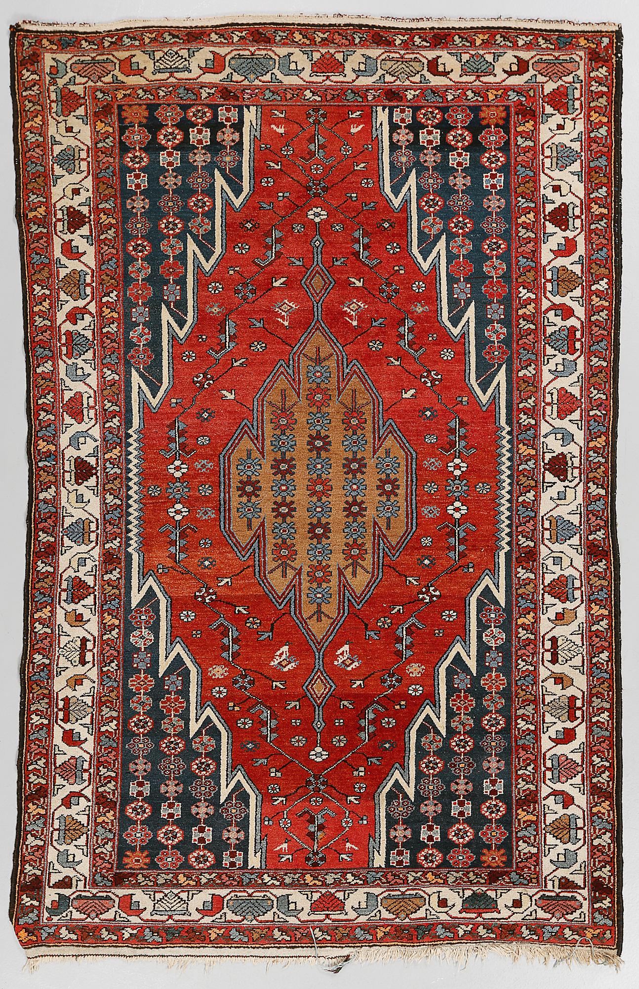 MATTA, troligen Kaukasisk, old, 203 x 132 cm.