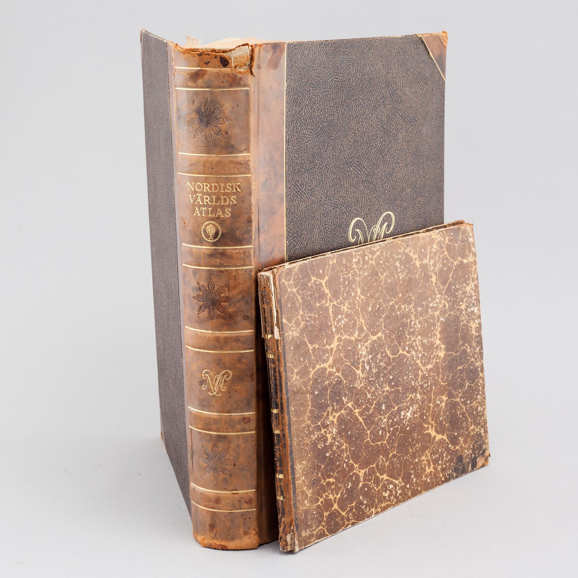 KARTBÖCKER, 2 st, 1800-tal samt 1926.