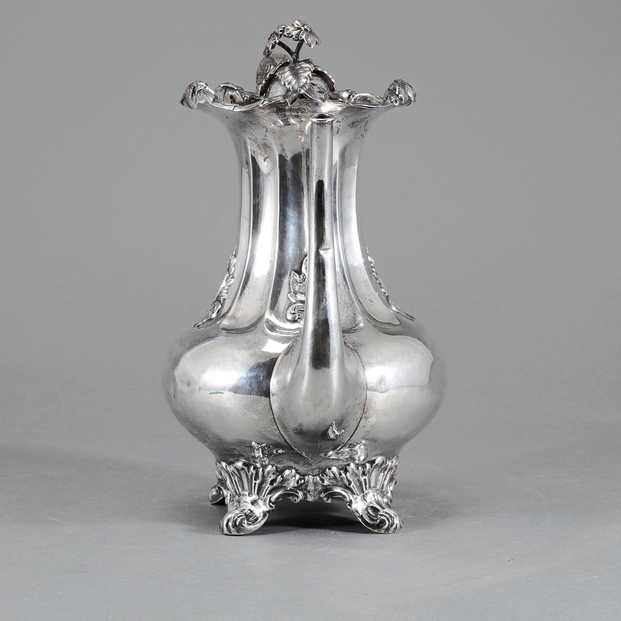 KAFFEKANNA, silver, nyrokoko, Henrik Brandt, Stockholm, 1865, vikt 640 g.