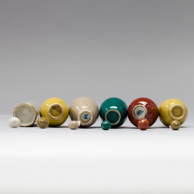 NUUSKAPULLOJA, 6 kpl, keramiikkaa, 1900-luku.