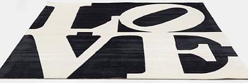 Robert Indiana, matta "White on Black", Chosen Love, handtuftad 1995, ca 300 x 300 cm. Numrerad 104/125.