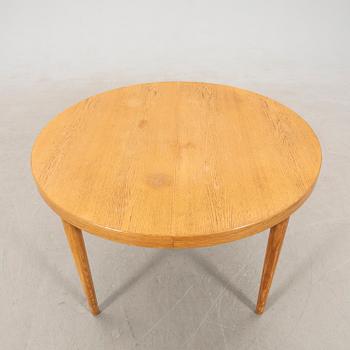 Omann Jr Dining Table Jun's Møbelfabrik A/S, Denmark 1960s.