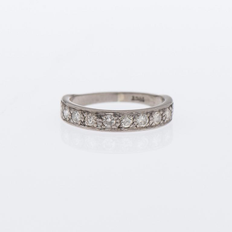 RING, briljantslipade diamanter, 18K vitguld.