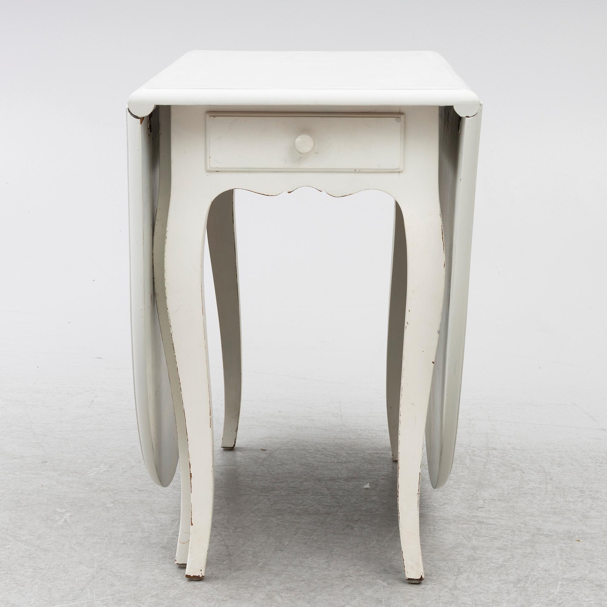Drop-leaf table, Rococo style, second half of the 20th century.