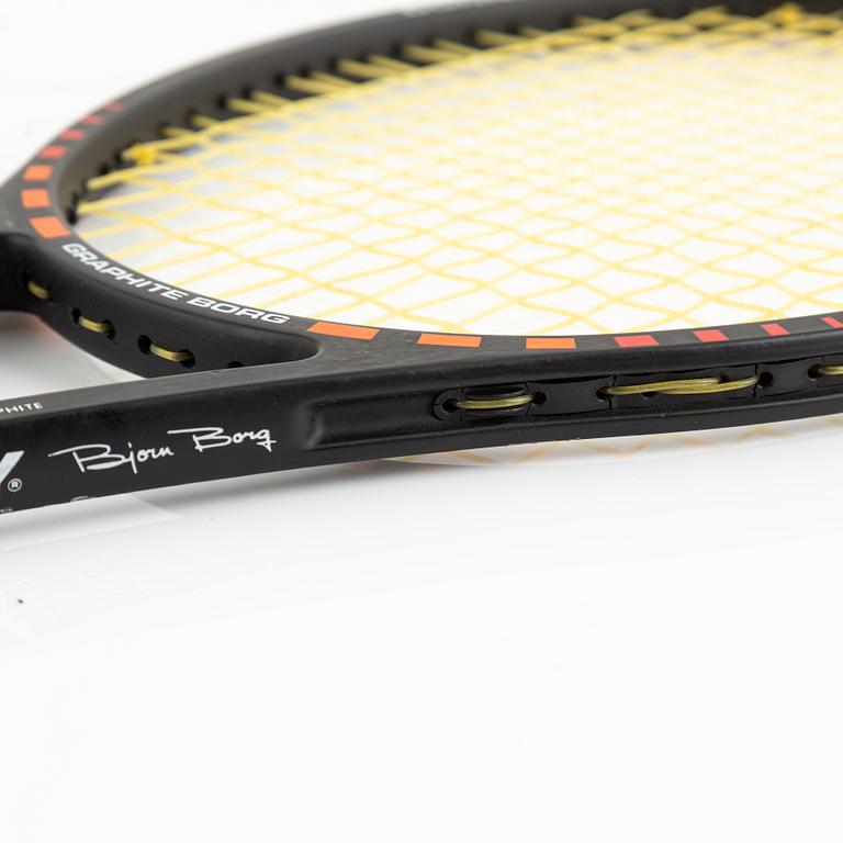 Tennisracket, Donnay. Signerad Björn Borg på ramen. Speciellt framtaget Borg Graphite racket.